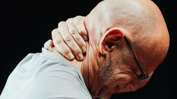 Dolor de cuello y hombros por estrés: cómo aliviarlo